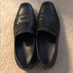 COLE HAAN  LOAFER SIZE 9.5